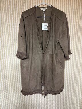 DAVI & DANI Taupe Suede-Look Fringe Cardigan